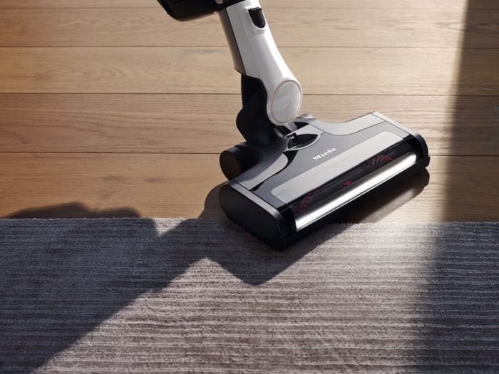 Miele Triflex HX2 Lotus White - Bagged Cylinder Vacuum Cleaner - Image 5