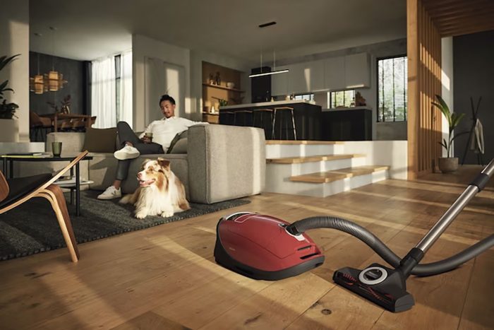 Miele Complete C3 Cat & Dog Flex - Bagged Cylinder Vacuum Cleaner - Image 2