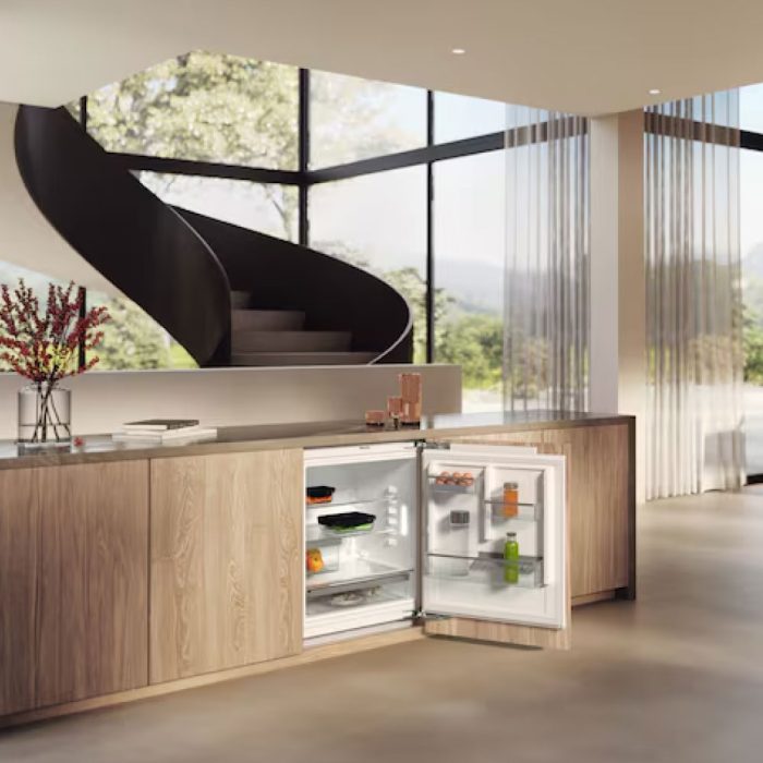 KU7015D Miele - 82 x 60cm Built in fridge - Image 8